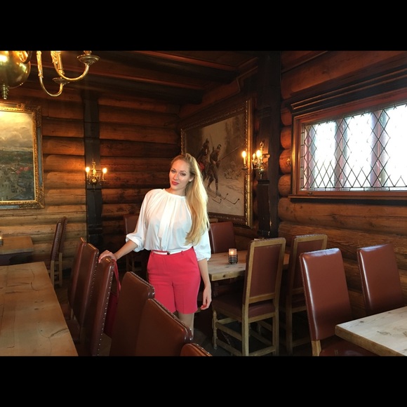 Meet your Posher, Jessica - Picture 5 of 10